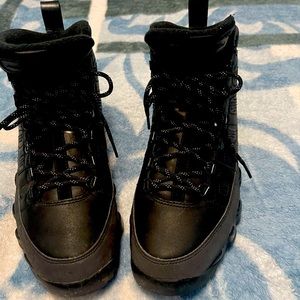 Only worn ones in great conditions like new.